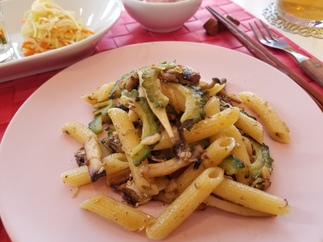 ゴーヤとオイルサーディンのパスタソース☆